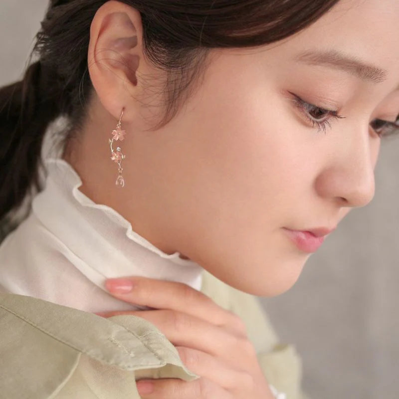 Sakura Mismatched Linear Earrings
