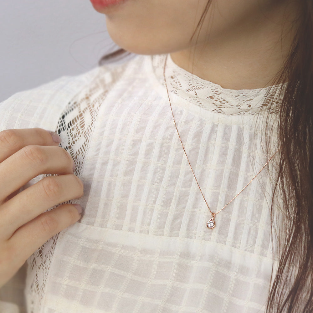 Teardrop Crystal Pendant Necklace
