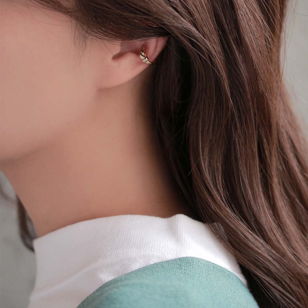 Knot Detail Small Hoop Ear Cuff