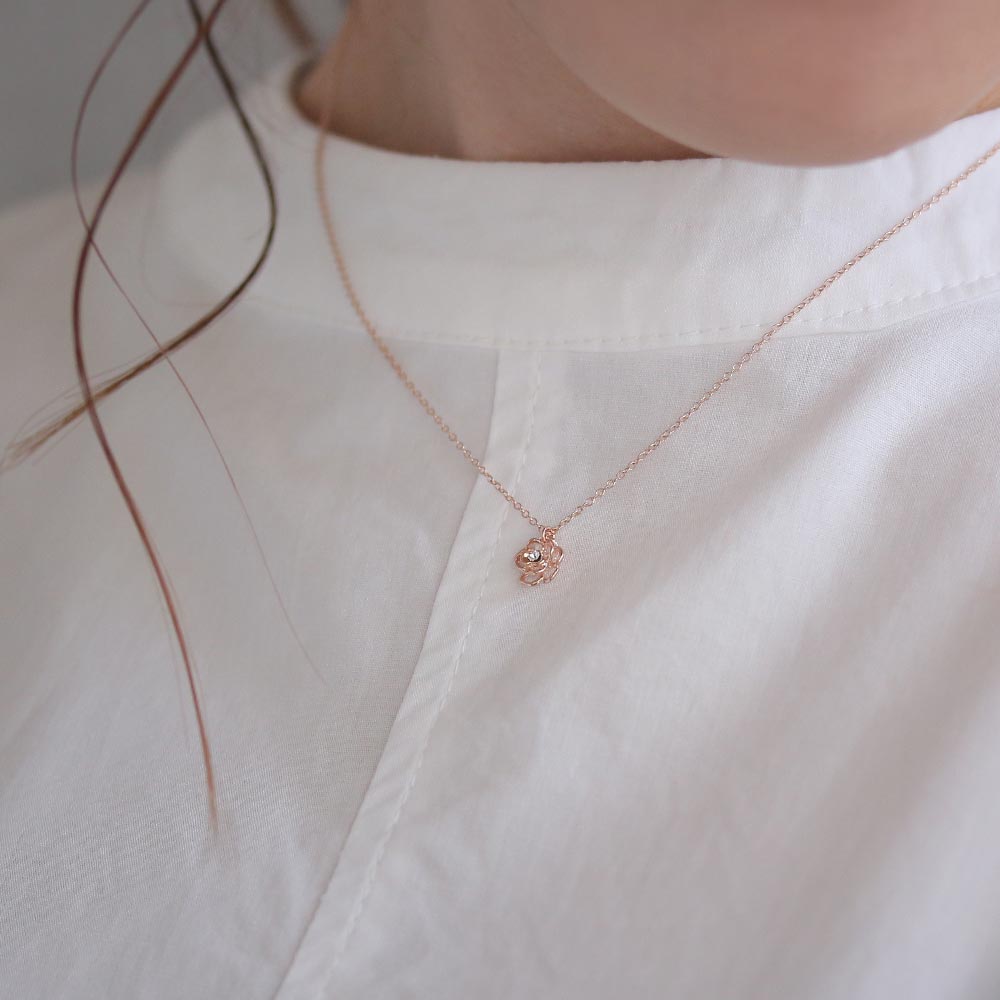 Rose Bloom Crystal Necklace