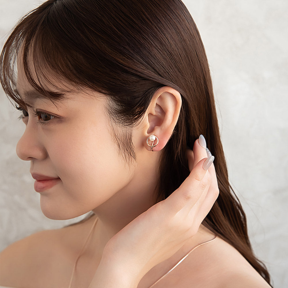 Rose Silver Tone Rhinestone Circle Pearl Clip Ons