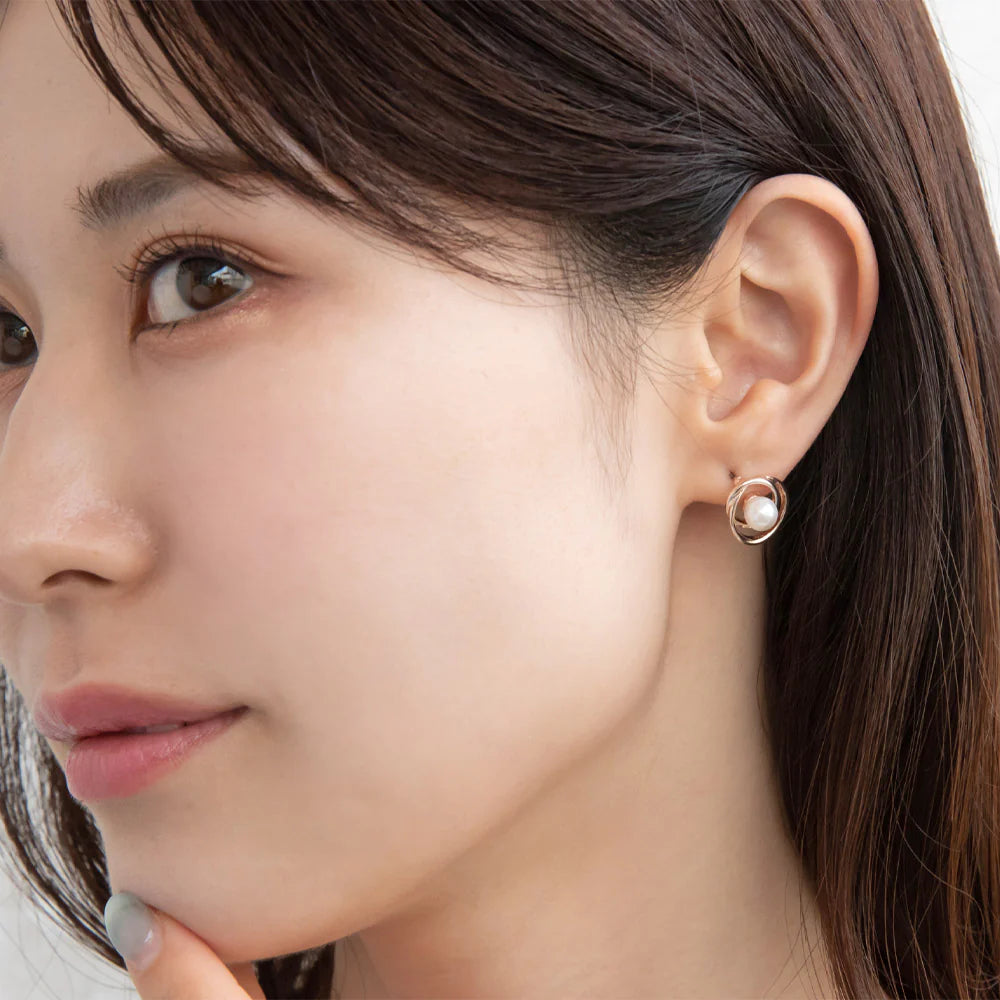 Rose Silver Pearlized Swirl Earrings